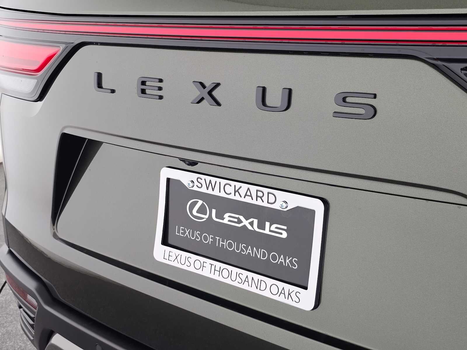2026 Lexus LX 700h OVERTRAIL