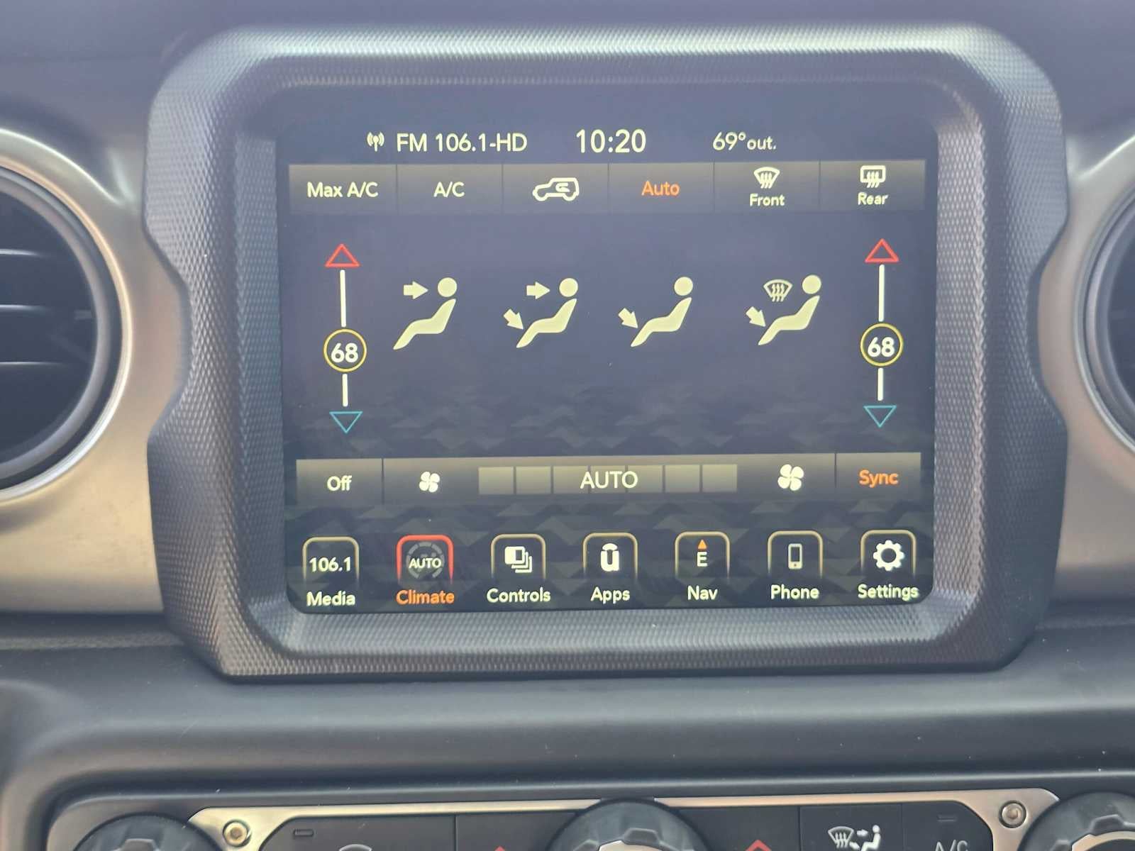 2023 Jeep Wrangler 4xe Willys