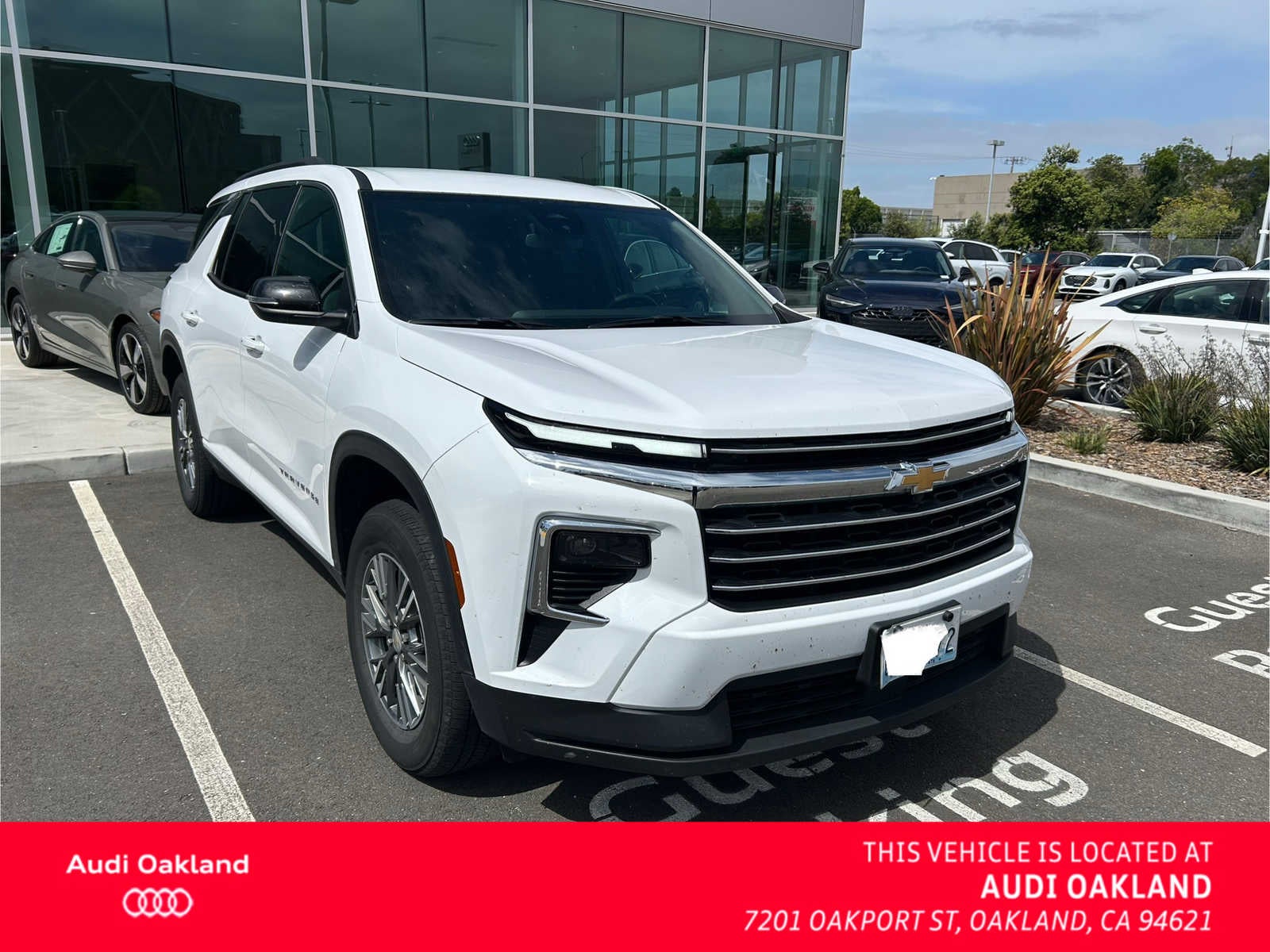 2025 Chevrolet Traverse AWD LT