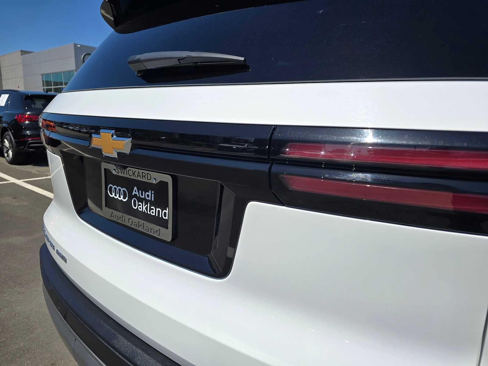 2025 Chevrolet Traverse AWD LT