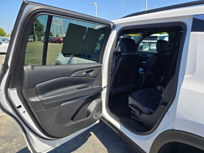 2025 Chevrolet Traverse AWD LT