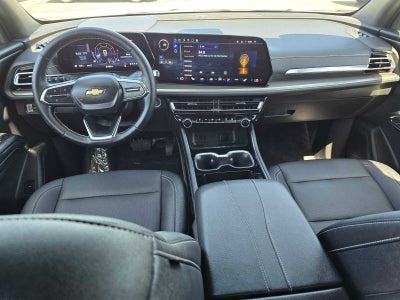 2025 Chevrolet Traverse AWD LT