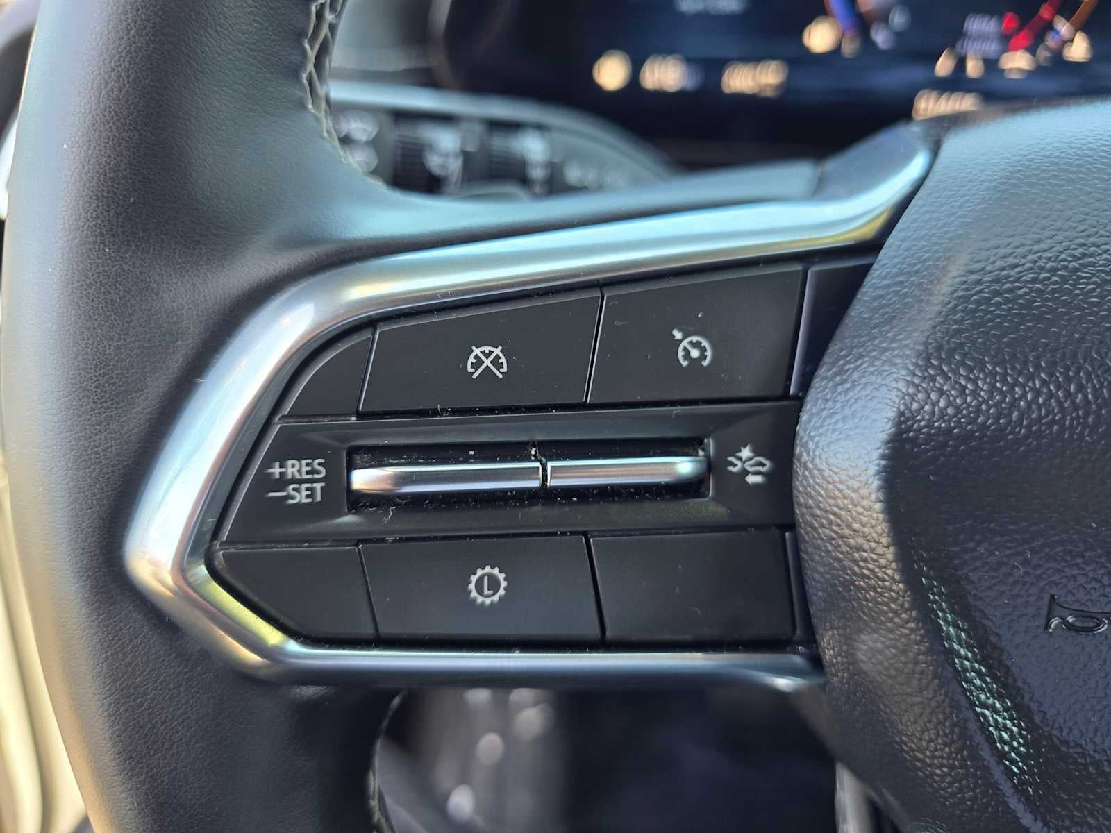 2025 Chevrolet Traverse AWD LT