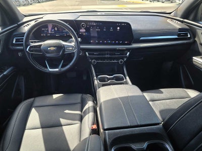 2025 Chevrolet Traverse AWD LT