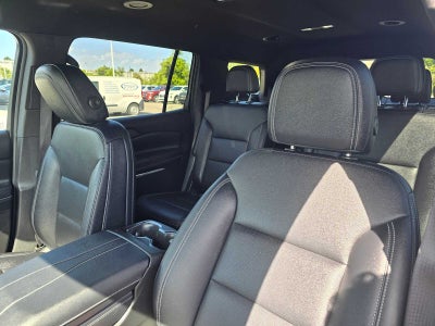 2025 Chevrolet Traverse AWD LT