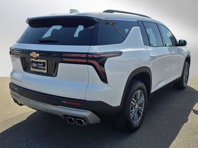 2025 Chevrolet Traverse AWD LT