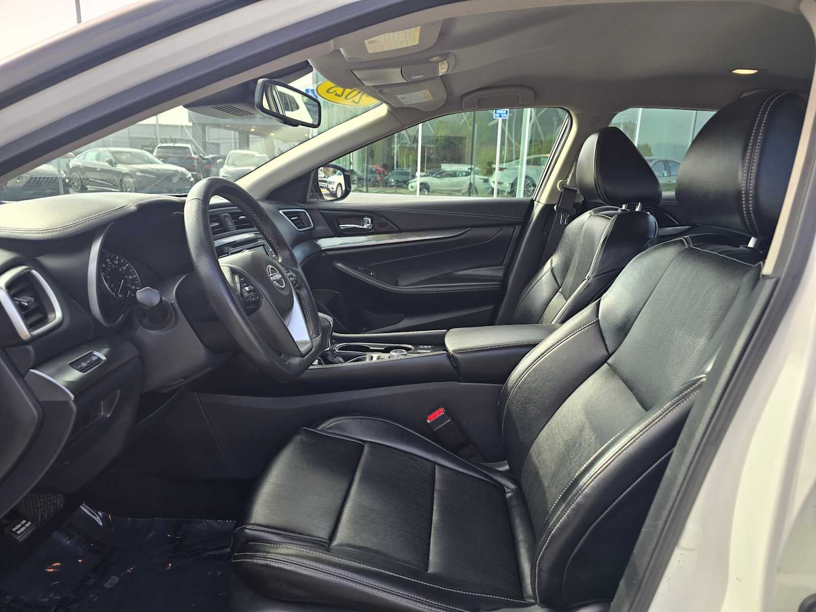 2023 Nissan Maxima SV