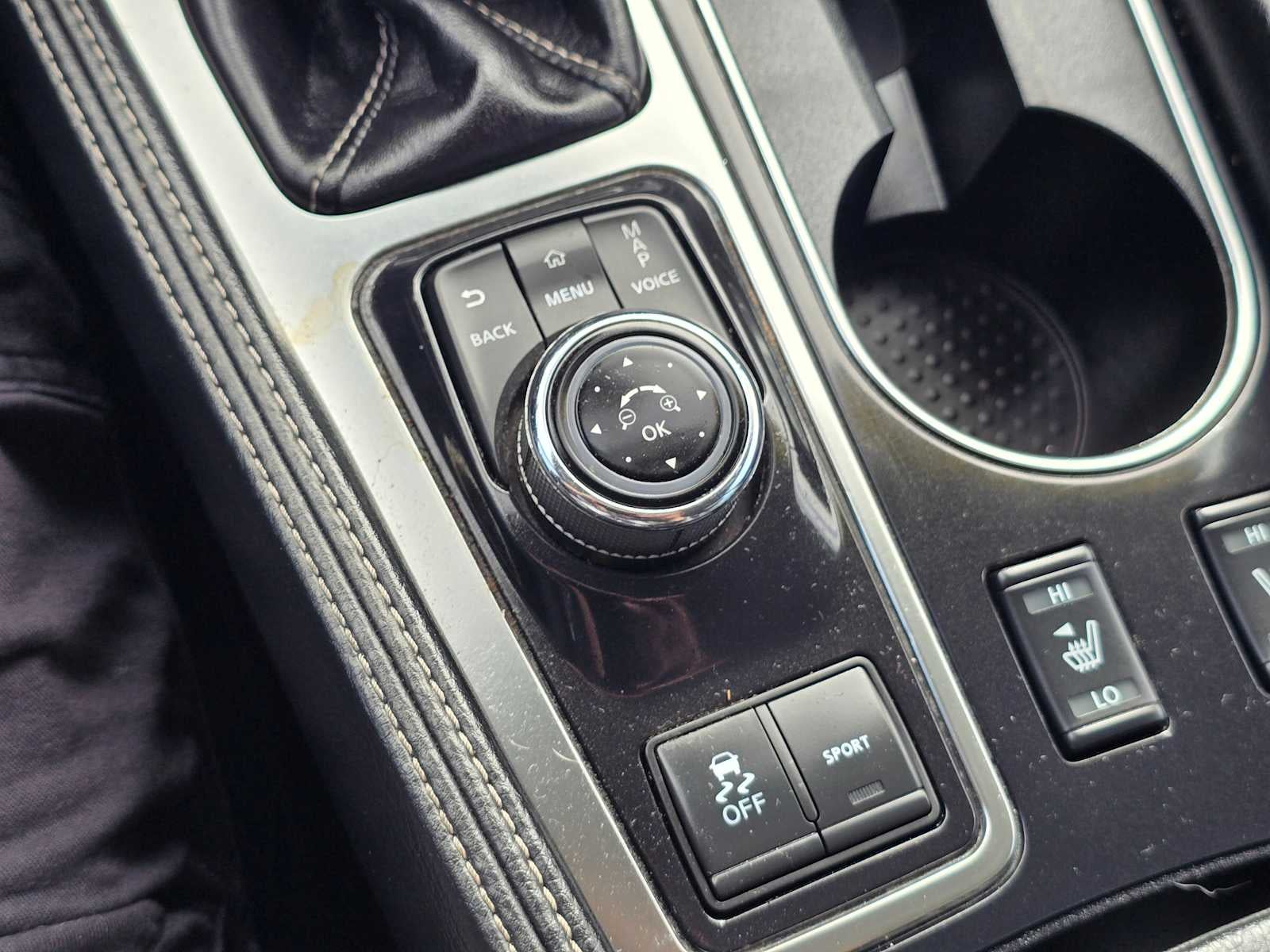 2023 Nissan Maxima SV