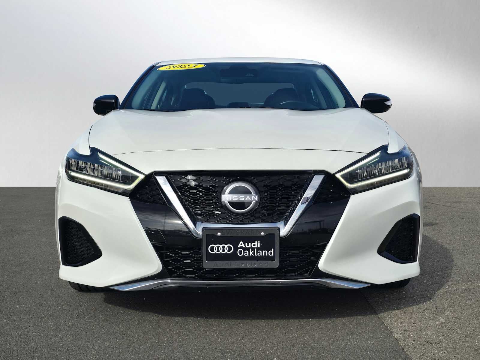 2023 Nissan Maxima SV