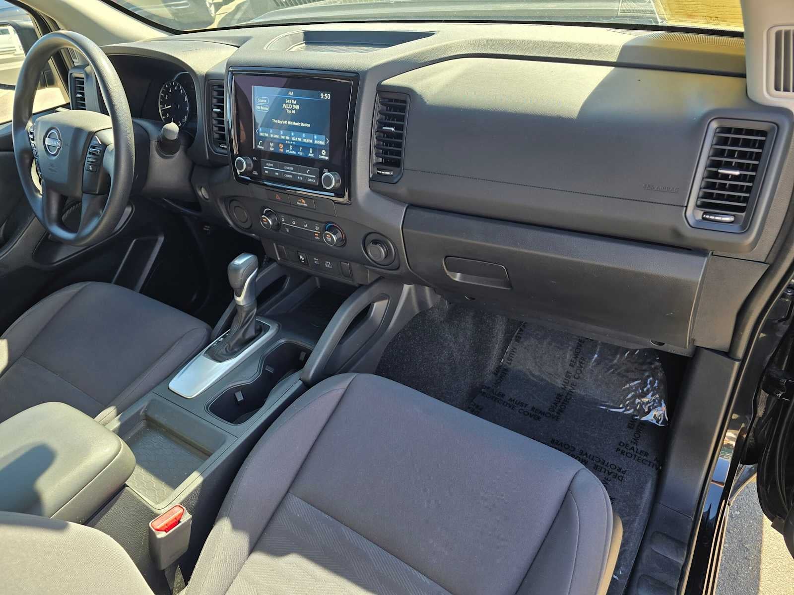 2022 Nissan Frontier S