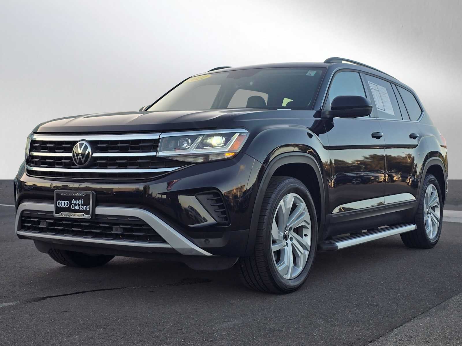 2022 Volkswagen Atlas 3.6L V6 SE w/Technology
