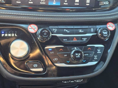 2024 Chrysler Pacifica Hybrid S Appearance Pkg