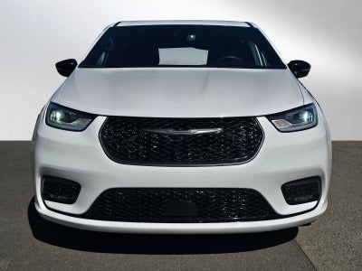 2024 Chrysler Pacifica Hybrid S Appearance Pkg