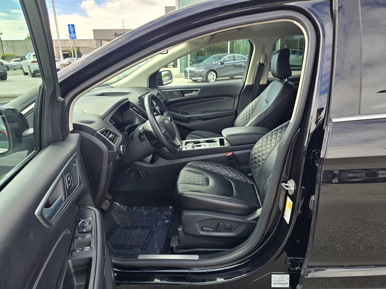 2024 Ford Edge Titanium