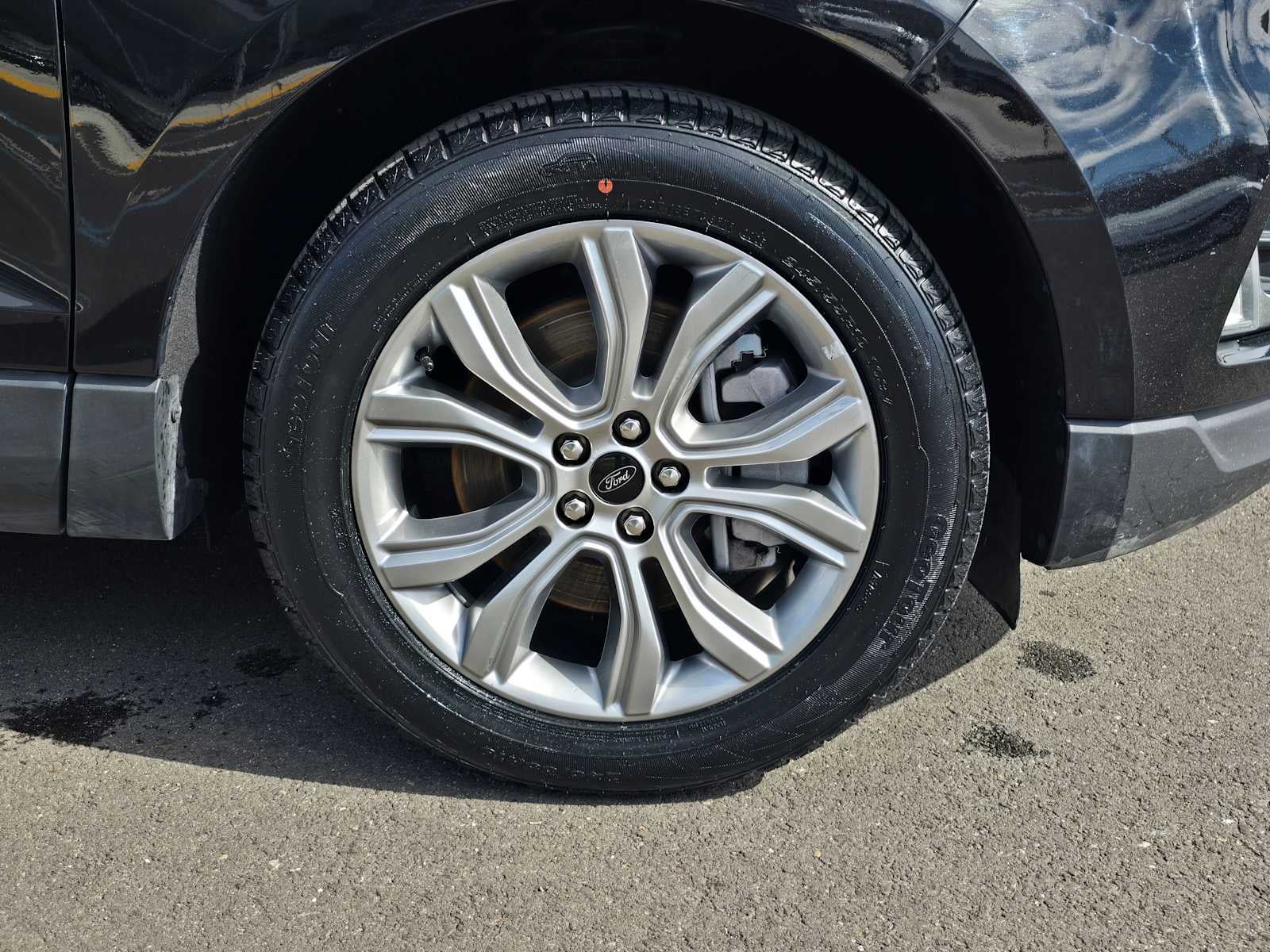 2024 Ford Edge Titanium