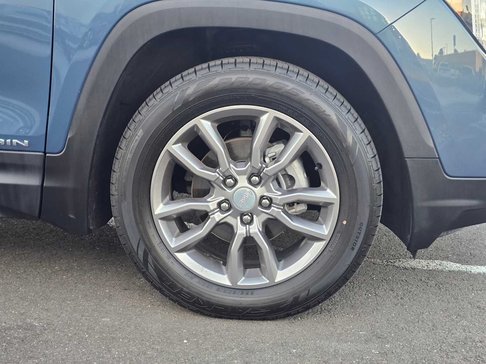 2024 GMC Terrain SLT