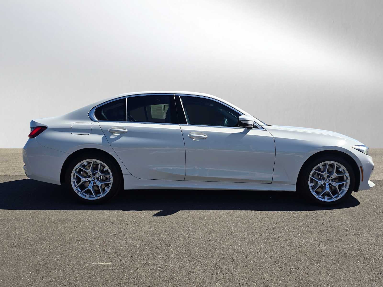 2025 BMW 330i xDrive 330i xDrive