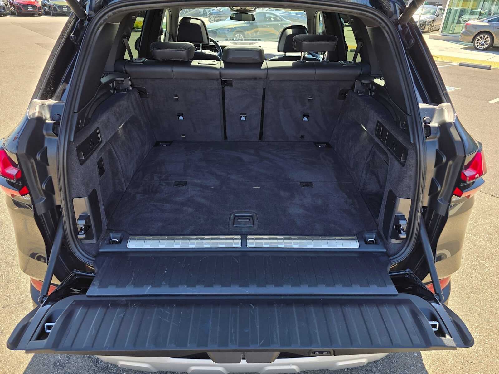 2025 BMW X5 xDrive50e xDrive50e