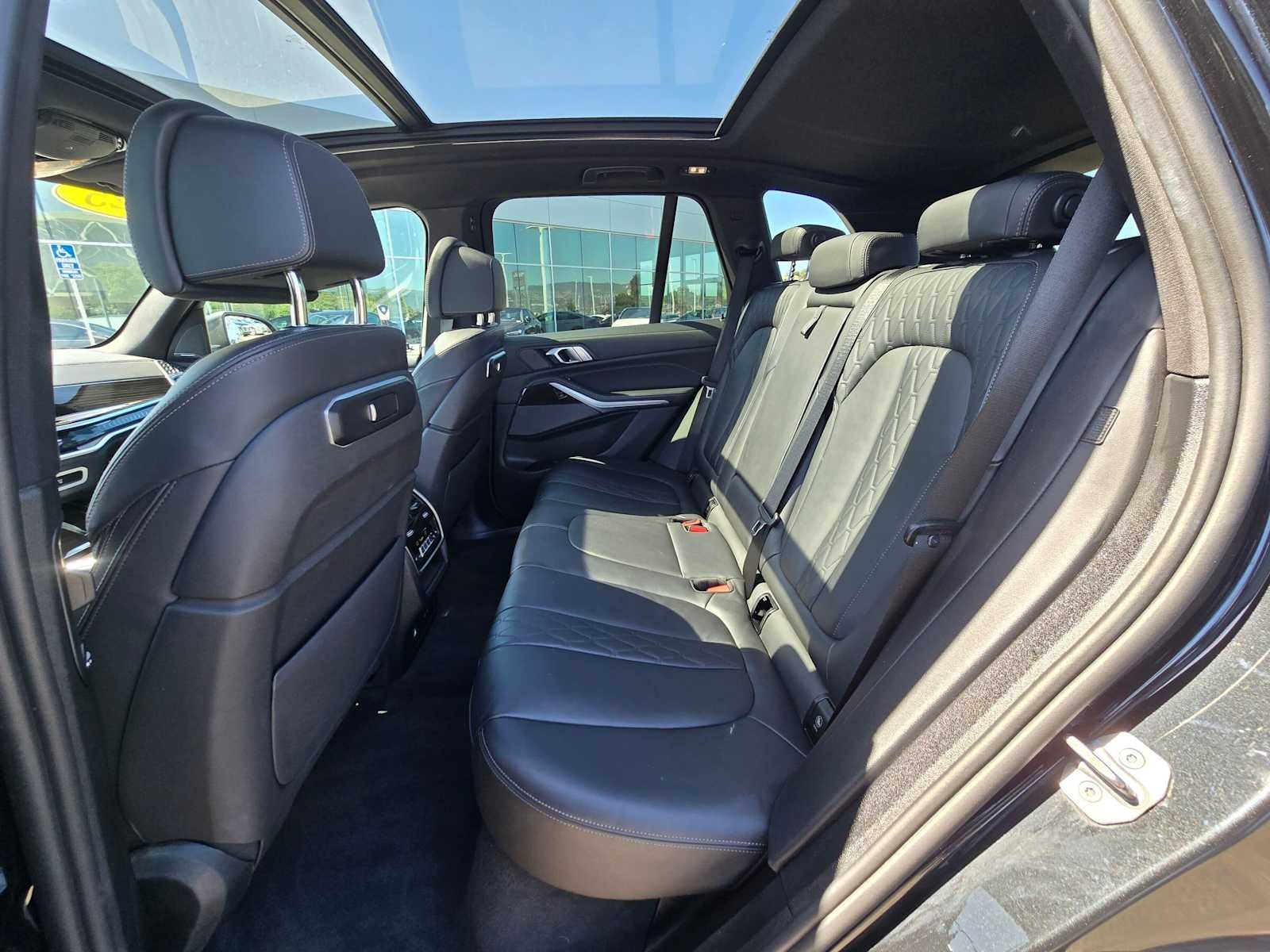 2025 BMW X5 xDrive50e xDrive50e