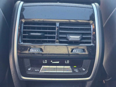 2025 BMW X5 xDrive50e xDrive50e