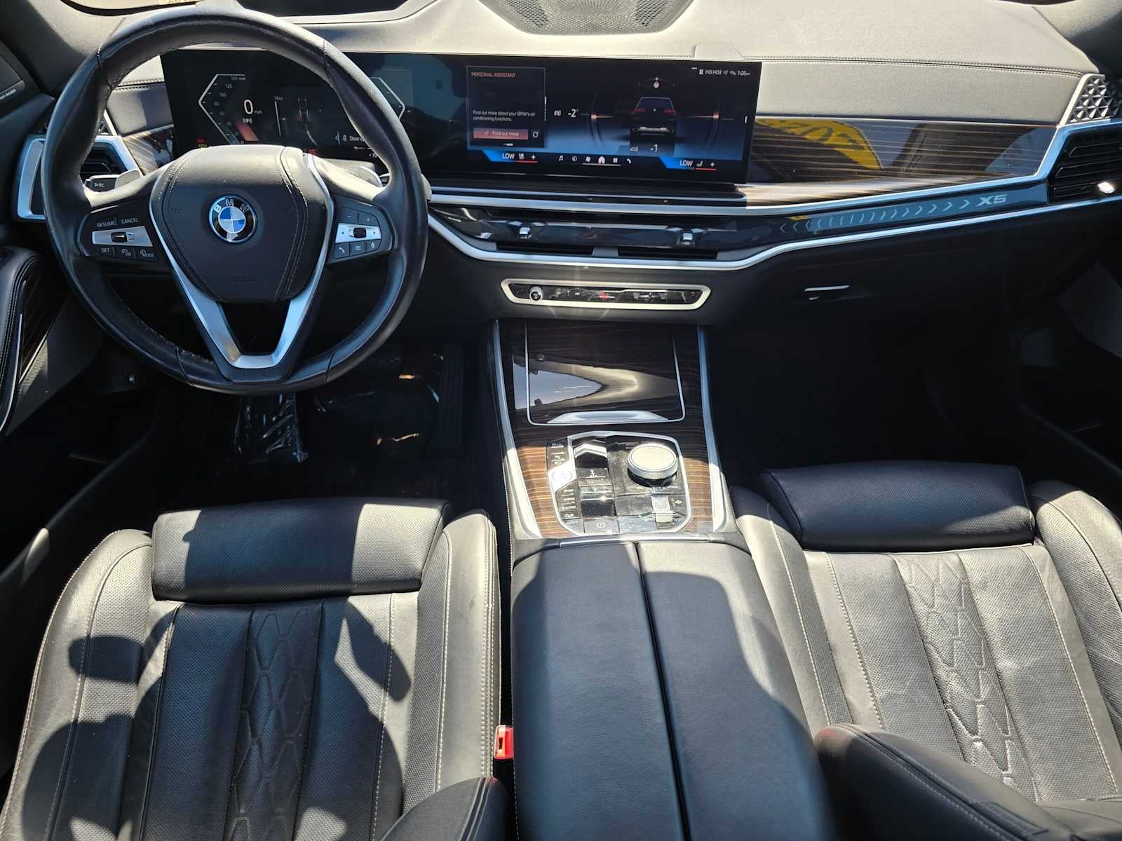 2025 BMW X5 xDrive50e xDrive50e