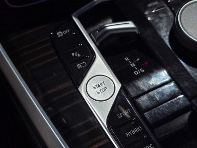 2025 BMW X5 xDrive50e xDrive50e