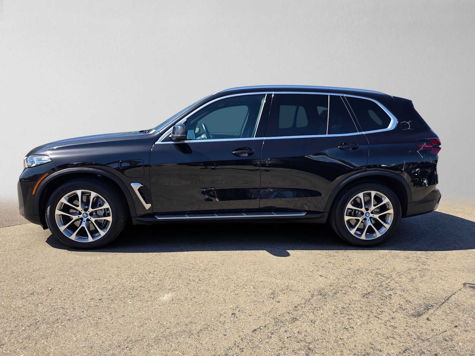 2025 BMW X5 xDrive50e xDrive50e