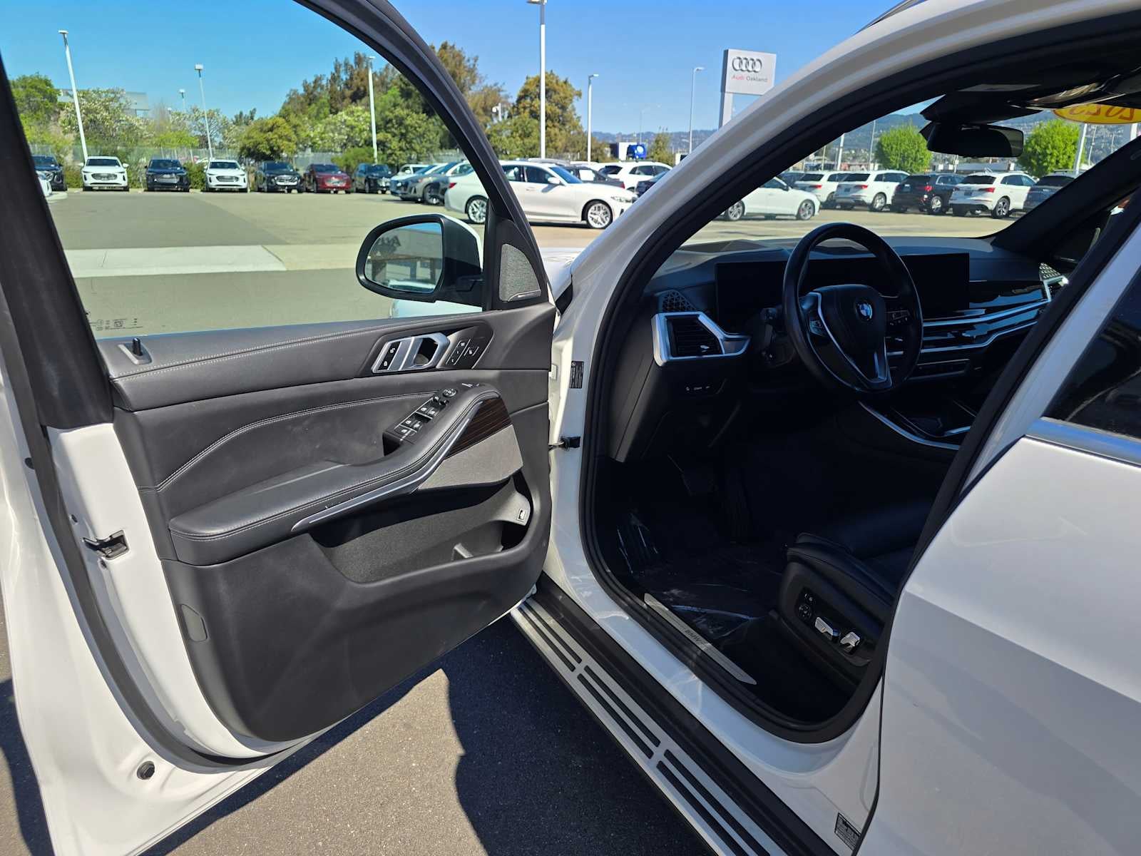 2025 BMW X5 xDrive50e xDrive50e