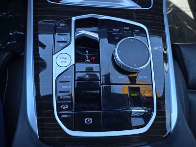 2025 BMW X5 xDrive50e xDrive50e