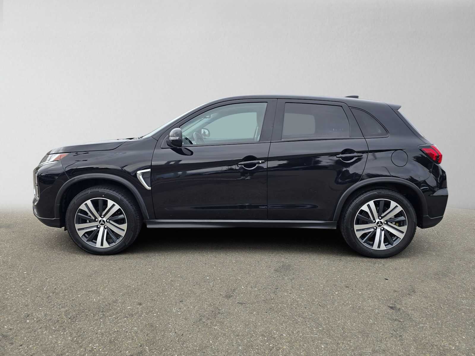 2024 Mitsubishi Outlander Sport SE
