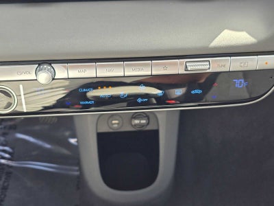 2024 Hyundai IONIQ 5 SE Standard Range