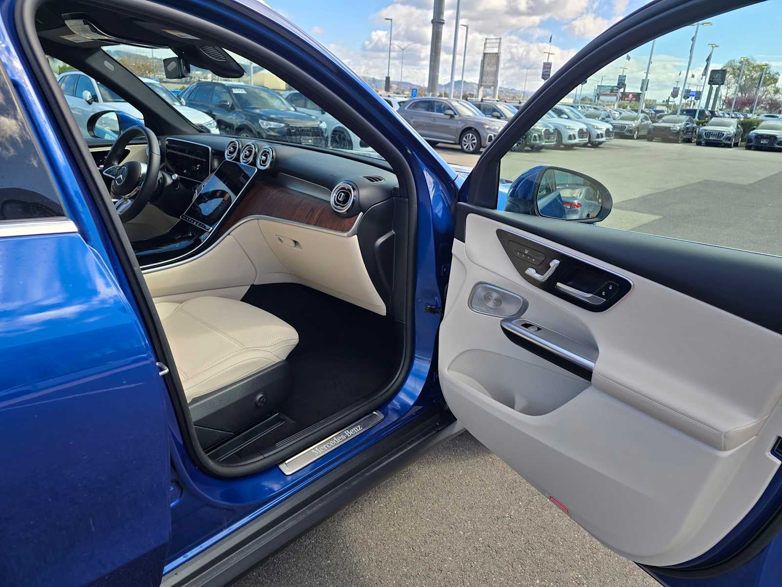 2025 Mercedes-Benz GLC GLC 350e