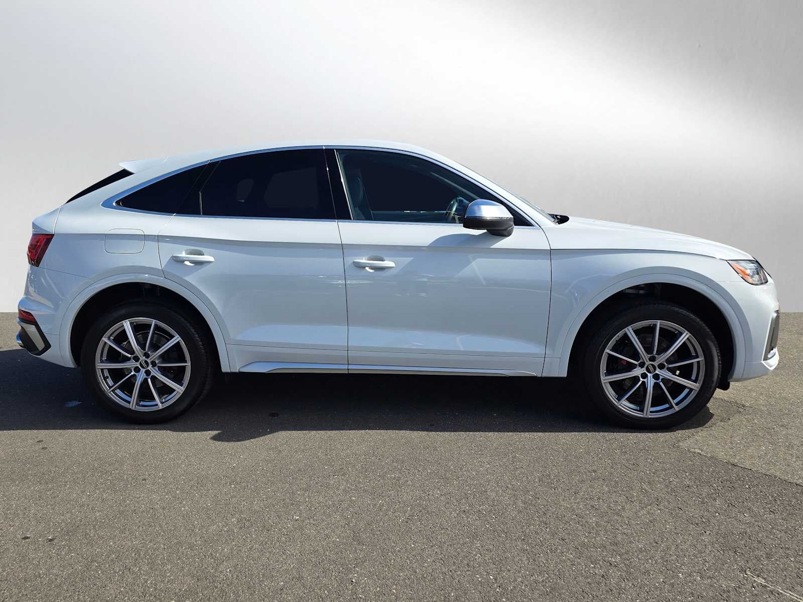 2023 Audi SQ5 Sportback Premium Plus
