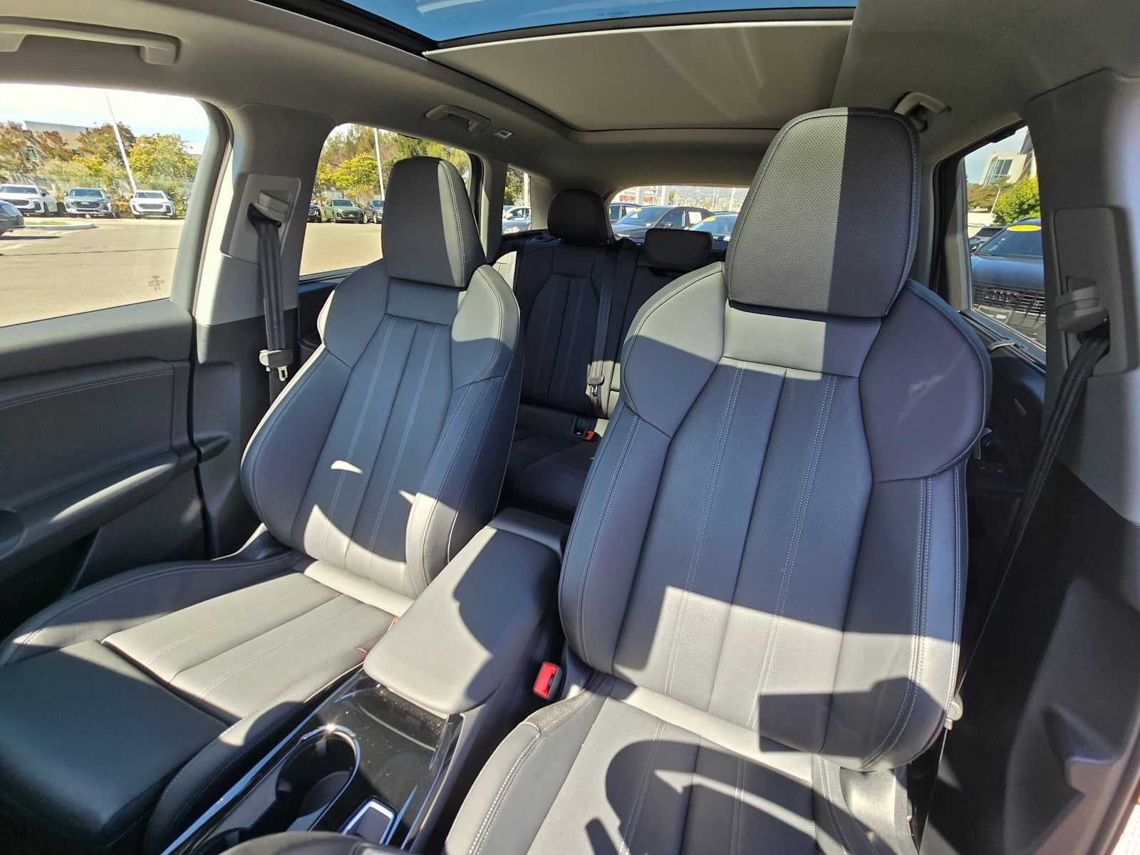 2025 Audi Q6 e-tron Premium Plus