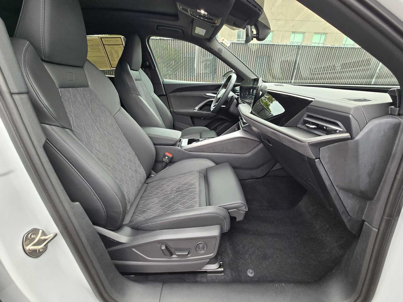 2025 Audi New SQ5 Premium Plus
