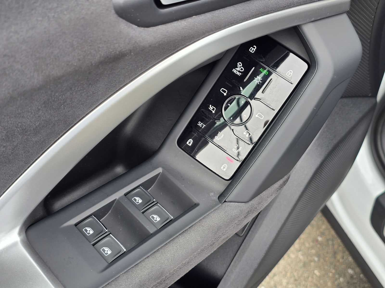 2025 Audi New SQ5 Premium Plus