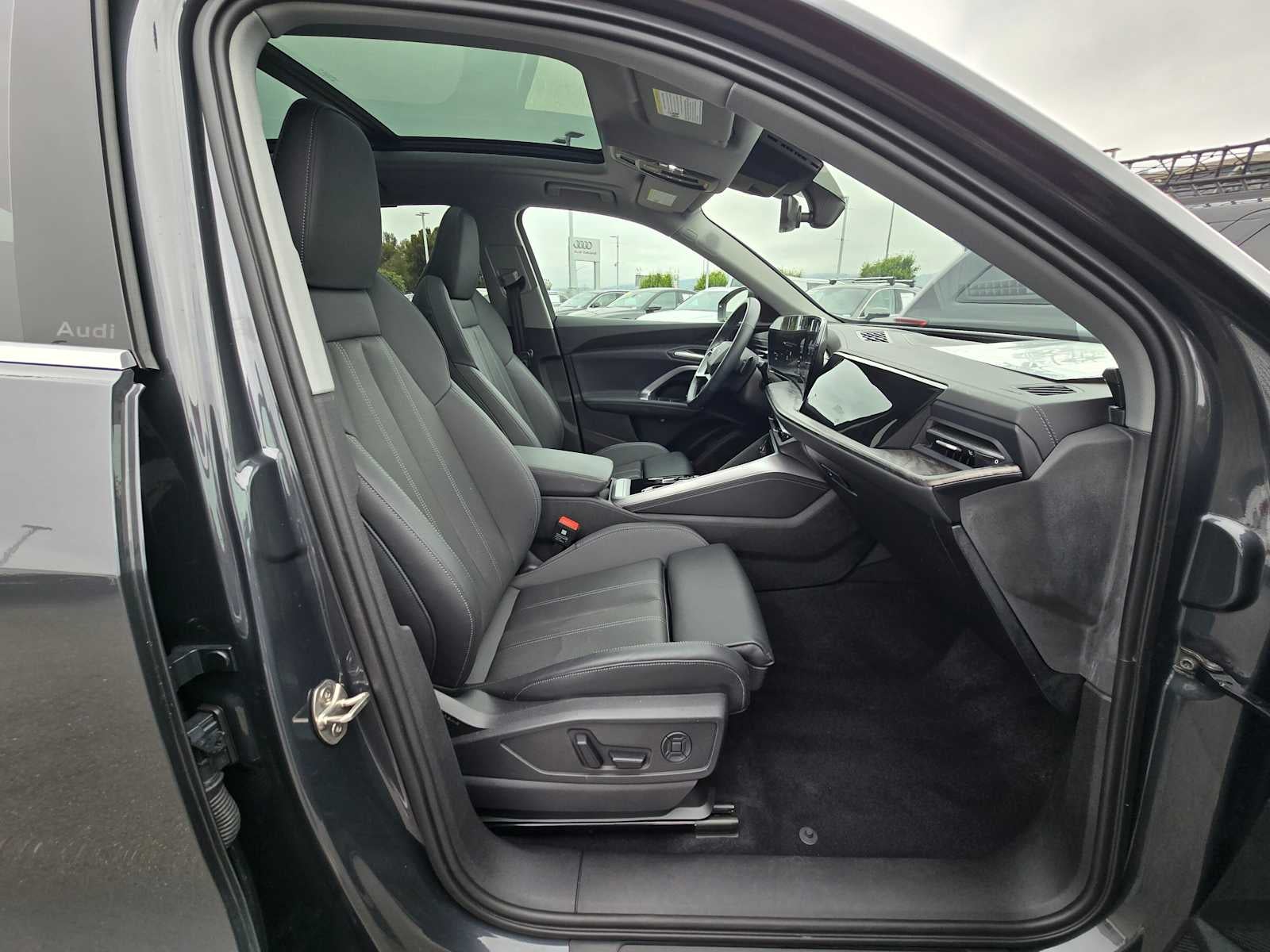 2025 Audi New Q5 Premium Plus