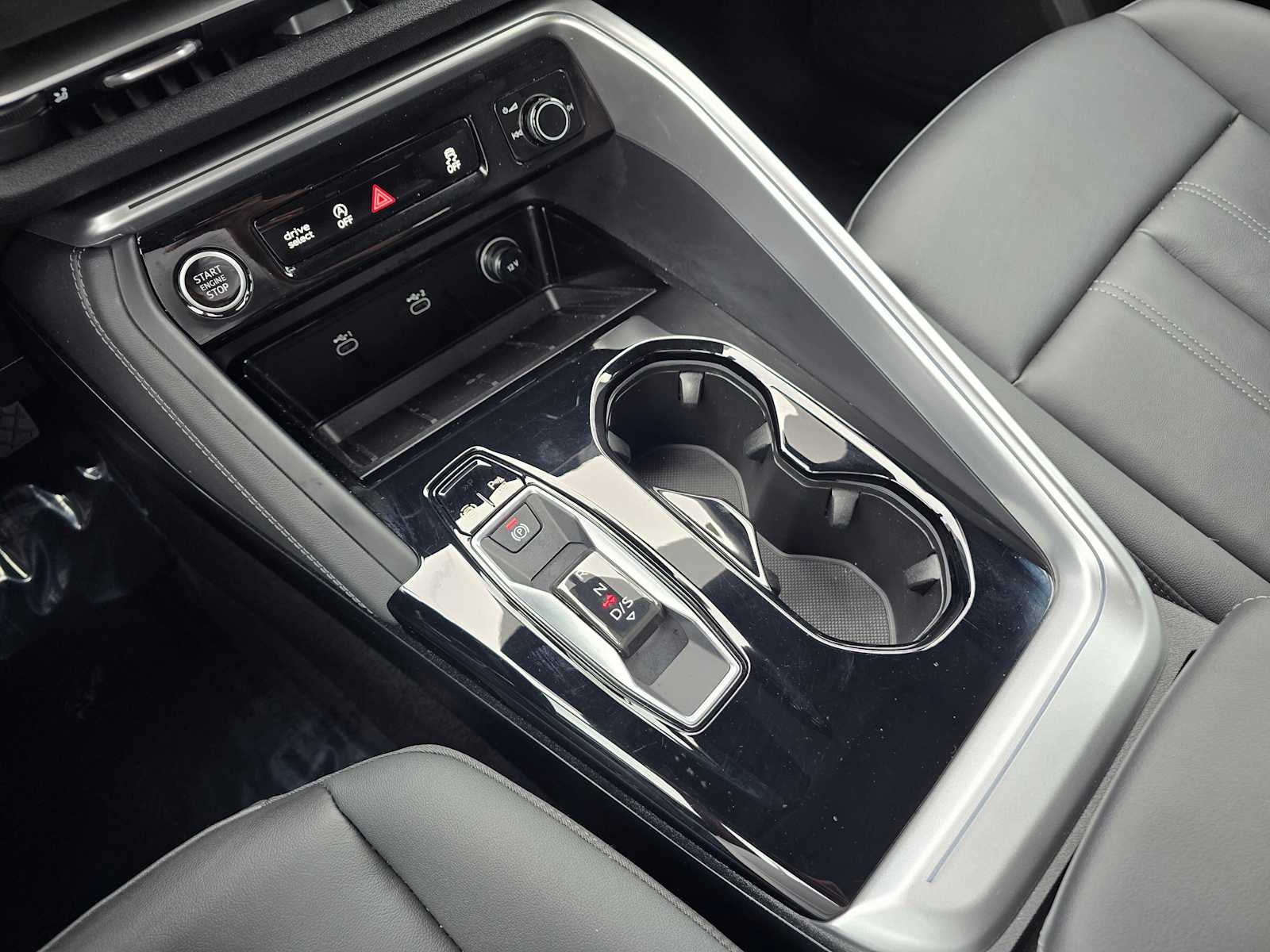 2025 Audi New Q5 Premium Plus