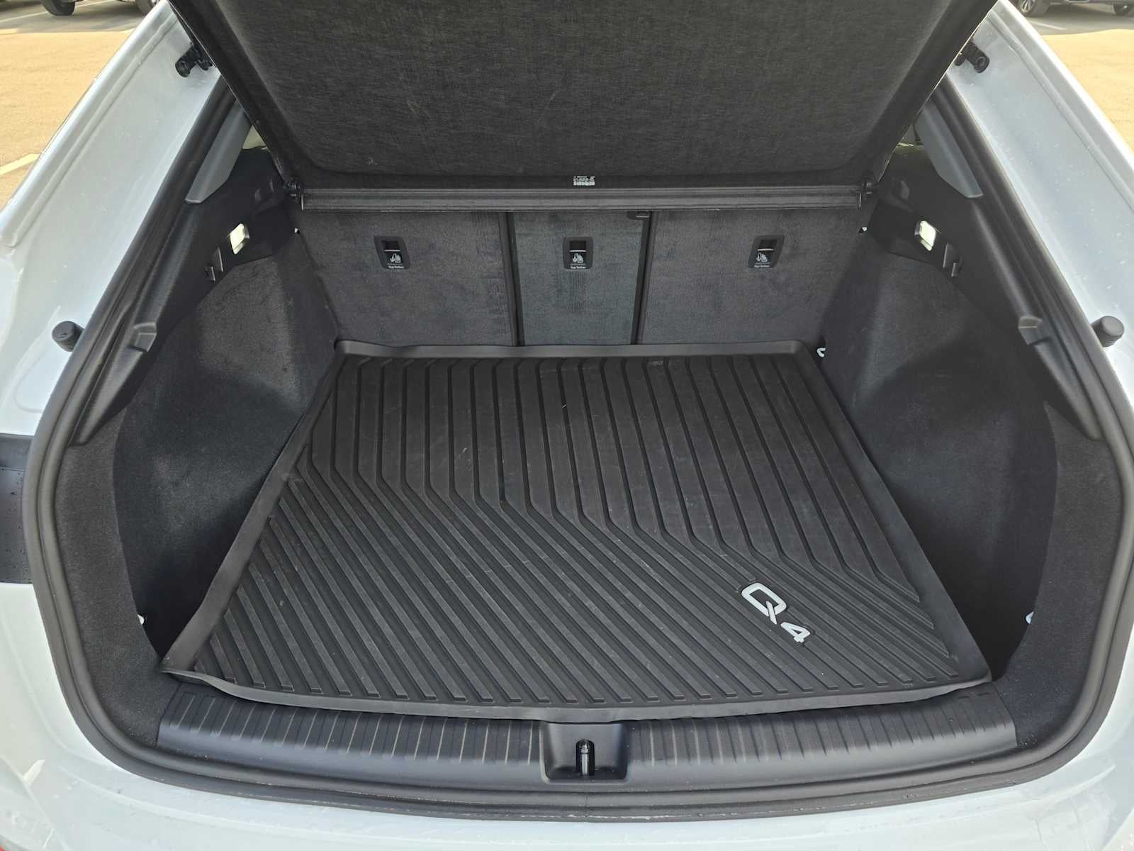 2024 Audi Q4 e-tron Sportback Premium Plus