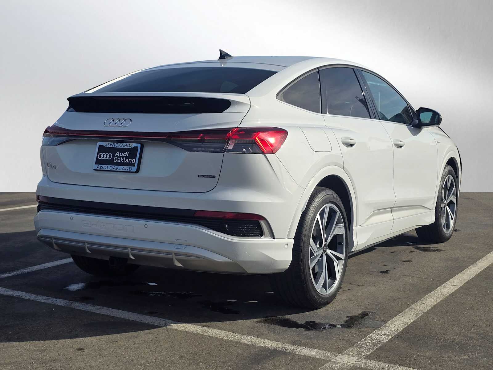 2024 Audi Q4 e-tron Sportback Premium Plus