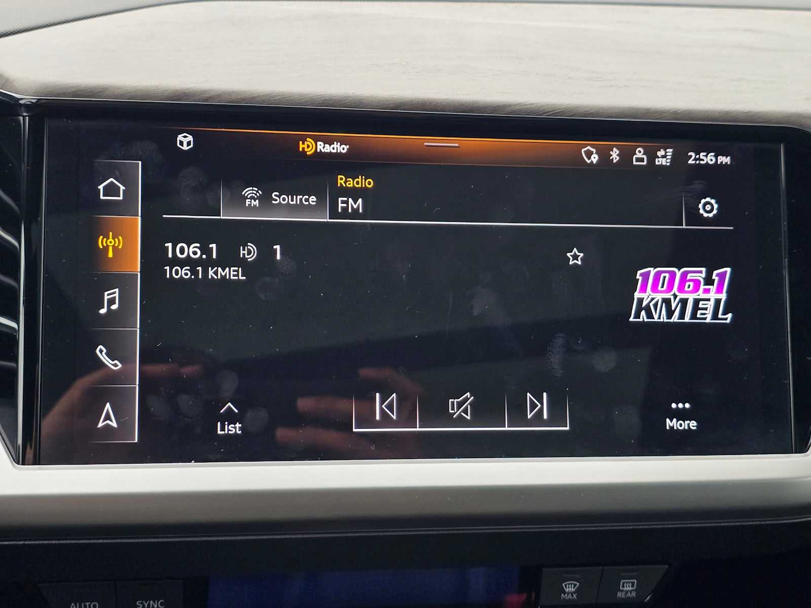 2024 Audi Q4 e-tron Sportback Premium Plus