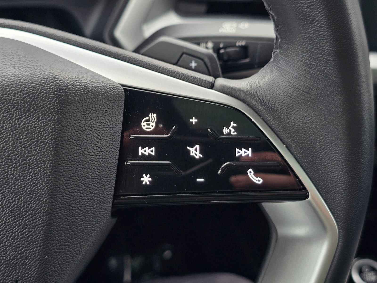 2024 Audi Q4 e-tron Sportback Premium Plus