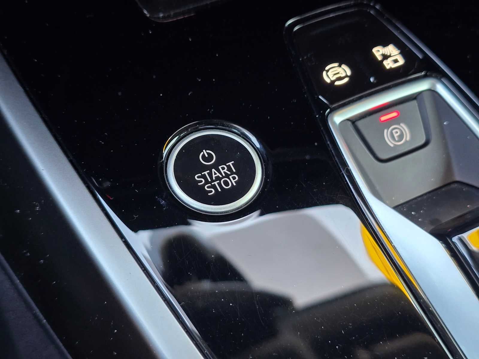 2024 Audi Q4 e-tron Sportback Premium Plus