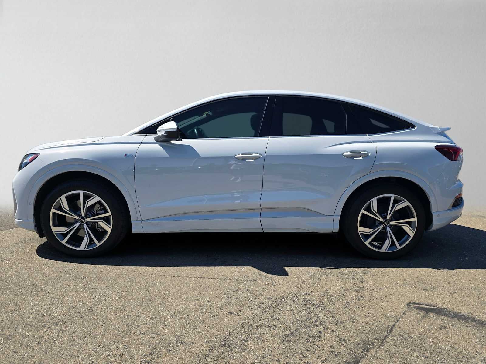 2024 Audi Q4 e-tron Sportback Premium Plus