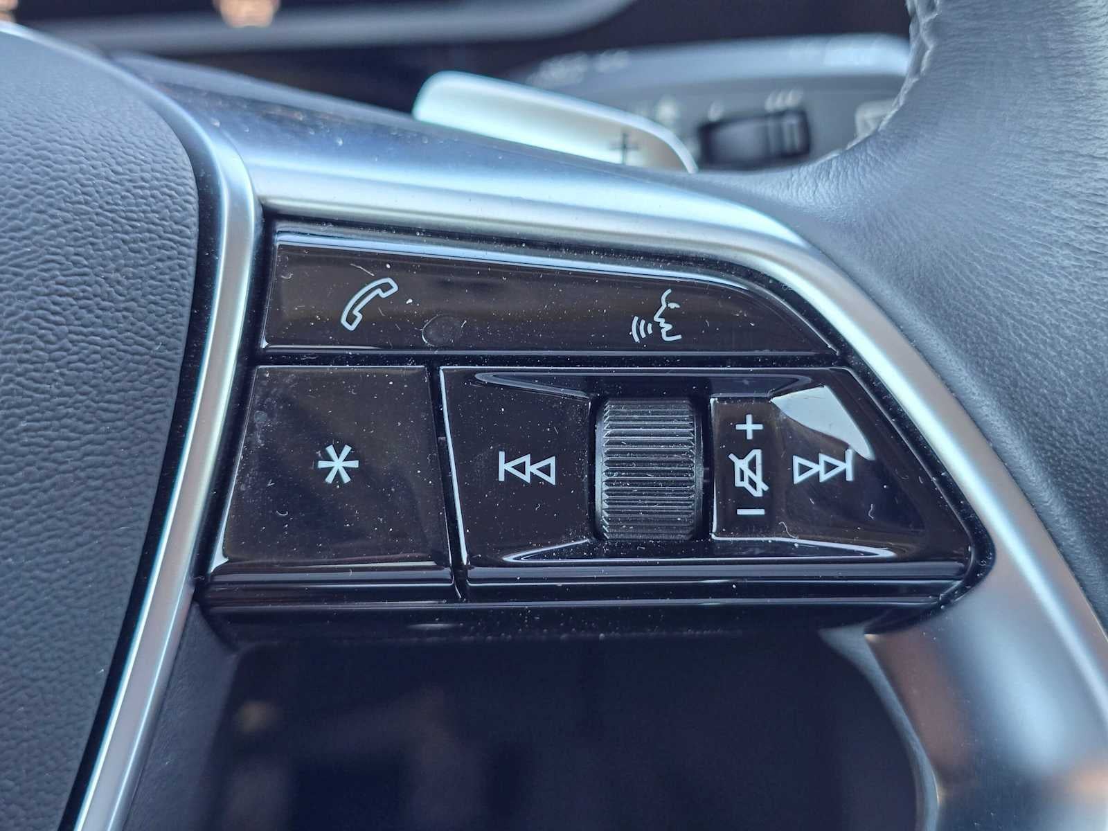 2024 Audi Q8 e-tron Premium