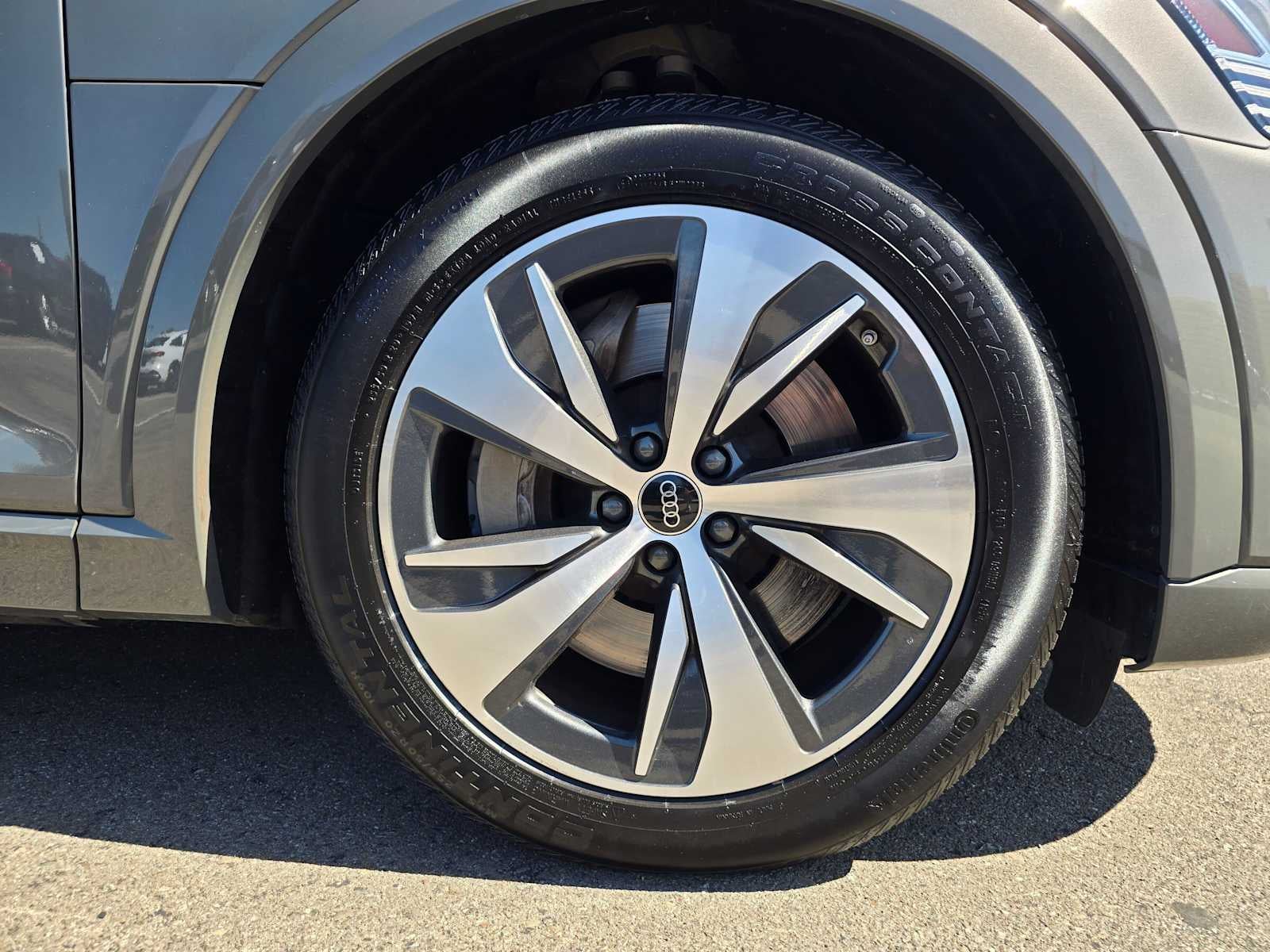 2024 Audi Q8 e-tron Premium
