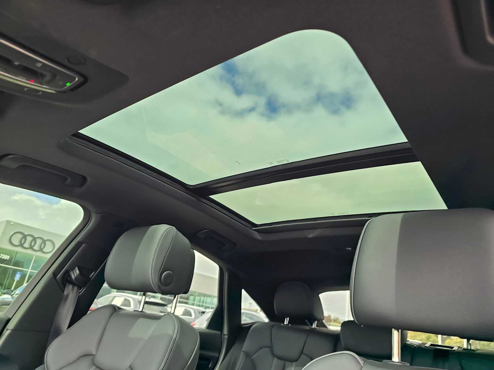 2023 Audi Q5 Sportback S line Premium Plus
