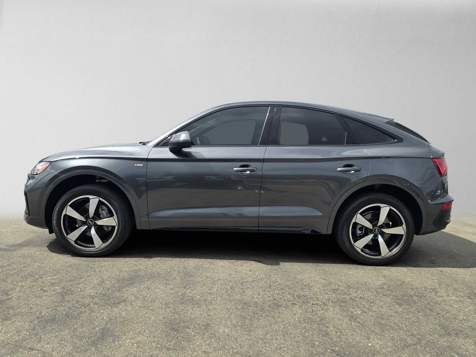2023 Audi Q5 Sportback S line Premium Plus