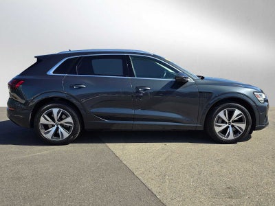 2024 Audi Q8 e-tron Premium Plus