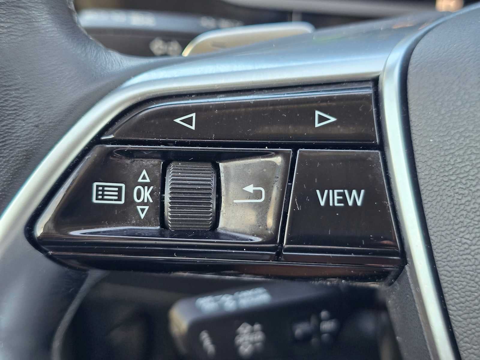 2024 Audi Q8 e-tron Premium Plus